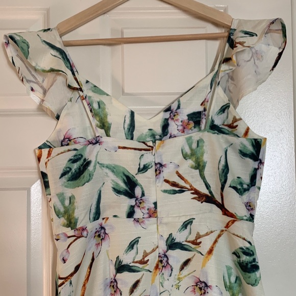 J by J.O.A. Floral Knee length A line Dress with Ruffled sleeves - Picture 7 of 10